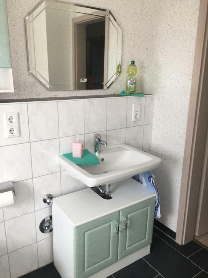 Haus Ursula Appartement Brake  Buitenkant foto