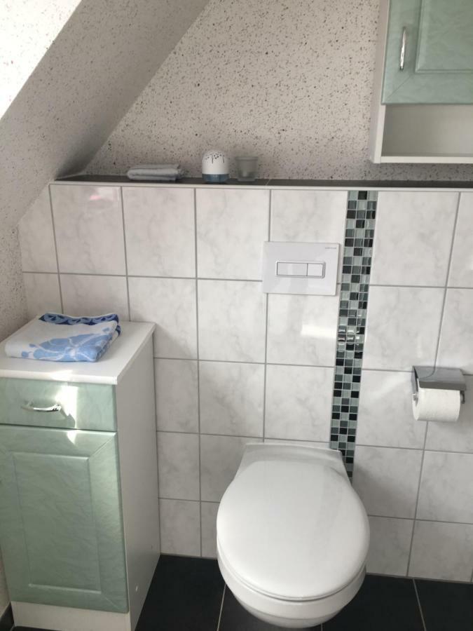 Haus Ursula Appartement Brake  Buitenkant foto